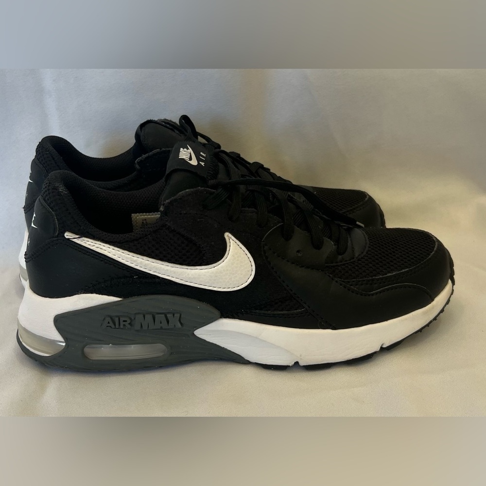 Women’s Nike Air Max Excee